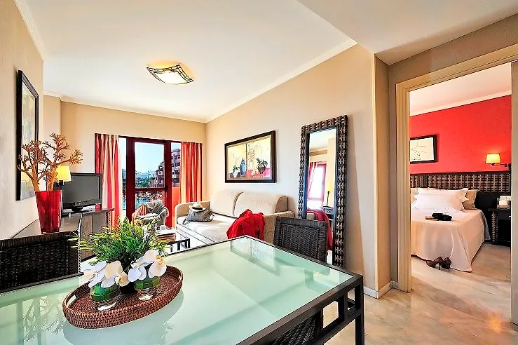 Holiday World Village Hotel location