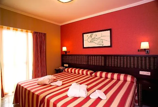 Holiday World Village Hotel Benalmadena 4*,